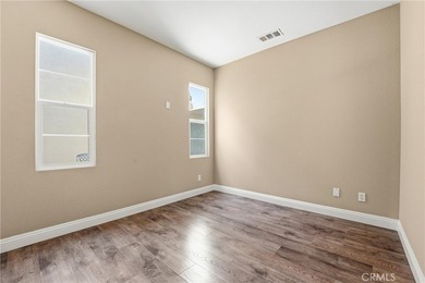 Price to sell--only $276/SF for a beautiful view home! Set - photo 23