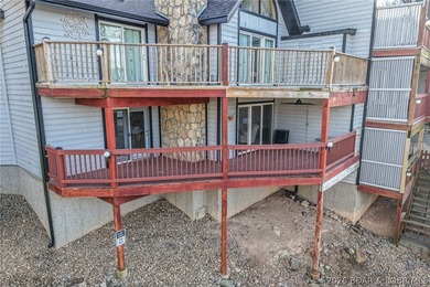 Come see this perfectly laid out condo that comes fully - photo 29