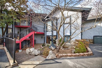 Come see this perfectly laid out condo that comes fully - photo 32