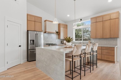 Fully remodeled luxury home in Las Sendas featuring designer - photo 4