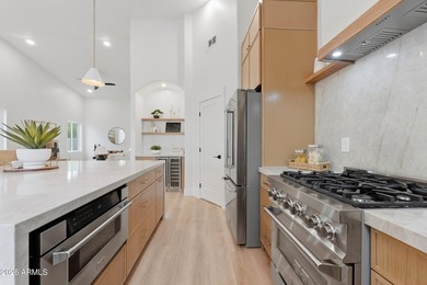 Fully remodeled luxury home in Las Sendas featuring designer - photo 6