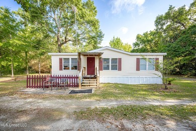 Charming Home on a Double Lot Near the Water This 1,200 sq. ft - photo 1