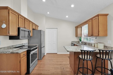 Welcome home to this immaculate, move-in-ready gem nestled in - photo 8