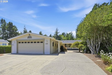 Enjoy peaceful living in desirable **Florentine Estates** with - photo 2