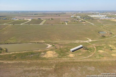 (private lake, pond, creek) Acreage For Sale in Seguin Texas