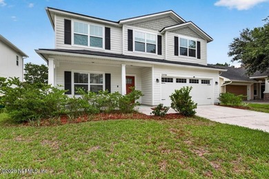 Stunning Like-New Home in Desirable Greenland Chase! Welcome - photo 3