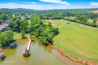 Lake Acreage Sale Pending in Knoxville, Tennessee
