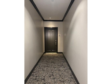 Enjoy vibrant downtown living at its best!
Welcome to Apartment