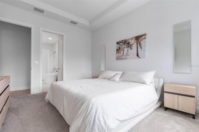 One or more photo(s) has been virtually staged. A Bright, Modern - photo 22