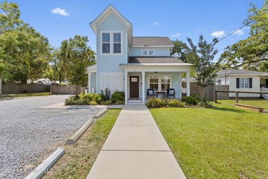 Welcome to Front Beach Cottages, one of Ocean Springs' most - photo 1