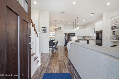 Welcome to Front Beach Cottages, one of Ocean Springs' most - photo 9