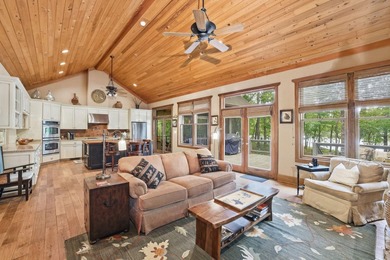 This 3,030-square-foot, 4-bedroom, 4-bathroom lake house with - photo 14