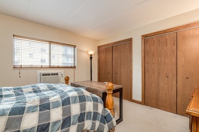 Wonderfully updated condo in the desirable Heritage House