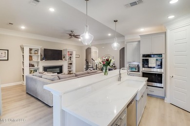 Welcome to Florence Gardens, one of Gulfport's most desirable - photo 5