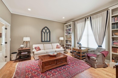 This 3,030-square-foot, 4-bedroom, 4-bathroom lake house with - photo 31