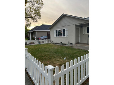 Great Value Duplex! Live on one side and rent out the other! - photo 4
