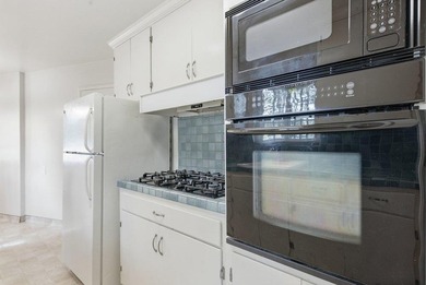 Great Value Duplex! Live on one side and rent out the other! - photo 9
