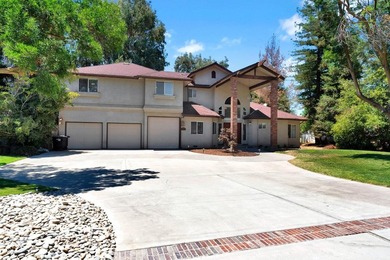 Imagine living on the back nine of the Madera country club. This - photo 1