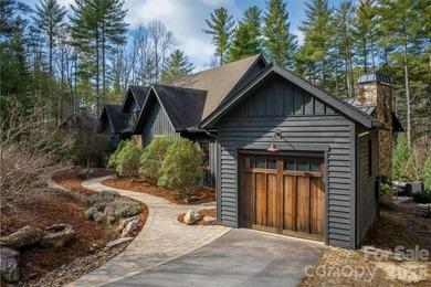 Timeless craftsmanship blended with gracious Lake James - photo 3