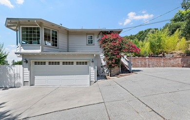 Exceptional opportunity located at the corner of Shannon and - photo 5