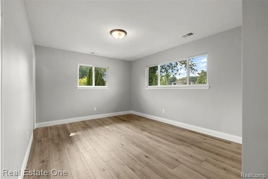 Everything is NEW in this beautifully renovated full brick ranch - photo 19