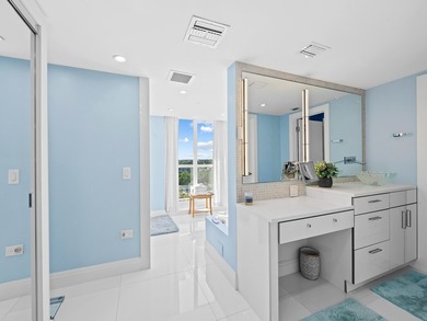 Direct Ocean, outstanding, and renovated 3/3 residence on the - photo 21