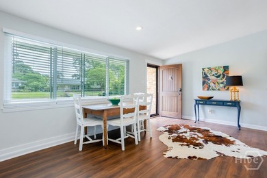Ideally situated in the heart of Savannah, this beautifully - photo 4