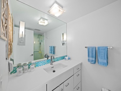 Direct Ocean, outstanding, and renovated 3/3 residence on the - photo 27