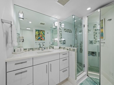 Direct Ocean, outstanding, and renovated 3/3 residence on the - photo 32