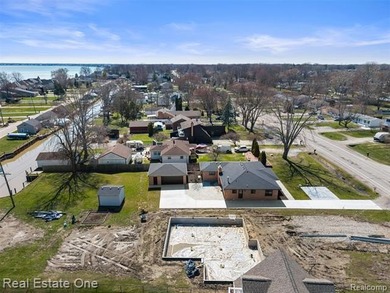 Everything is NEW in this beautifully renovated full brick ranch - photo 36
