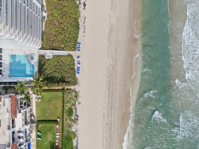 Direct Ocean, outstanding, and renovated 3/3 residence on the - photo 36