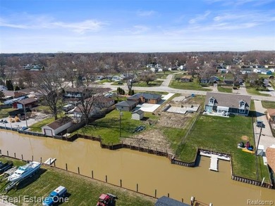 Everything is NEW in this beautifully renovated full brick ranch - photo 38