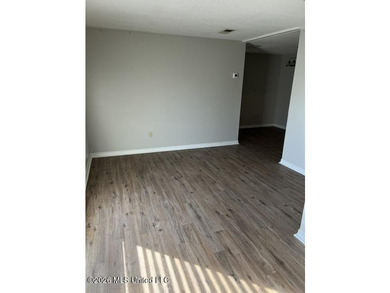 Income producing 4-plex in Pascagoula located off Old Mobile Hwy - photo 2