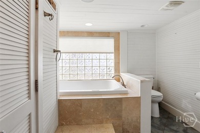 Beautiful home just two blocks from the beach! All kinds of - photo 8