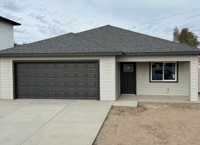 Colorado River Home Sale Pending in Grand Junction Colorado