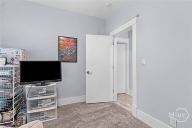 Welcome to this beautifully renovated bungalow in the heart of - photo 18