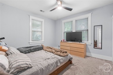 Welcome to this beautifully renovated bungalow in the heart of - photo 19