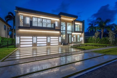 Brand-New Ultra Modern Masterpiece sited on 80' of waterfrontage - photo 3