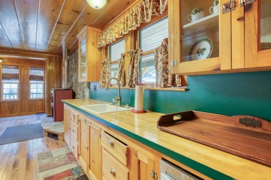 Stunning Mid-Century Cabin located in the heart of Shaver Lake - photo 25