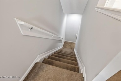 Freshly cleaned. 3 bedroom, 2 bath unit with entrance on the - photo 42