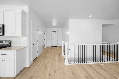 *Morgan* Samplee see the stunning views at Oakridge cove, right - photo 3