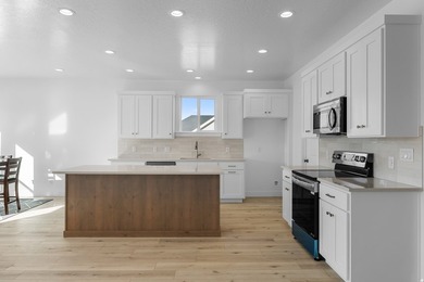 *Morgan* Samplee see the stunning views at Oakridge cove, right - photo 7