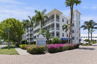 Marco Island Lake Area Condo For Sale in Marco Island Florida