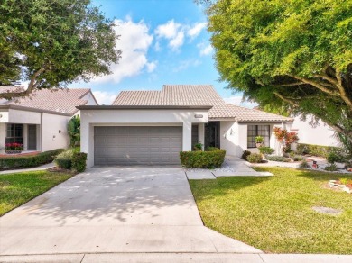 Lake Home For Sale in Boynton Beach, Florida