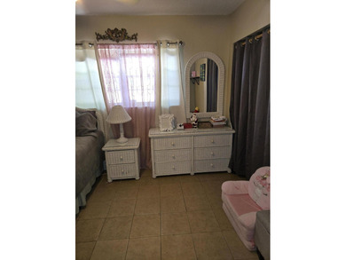 Well maintained and spacious villa in convenient West Palm Beach - photo 10