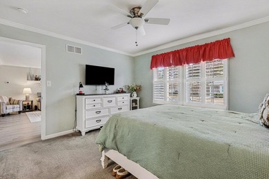 Welcome to this beautifully maintained 3-bedroom, 2-bathroom - photo 11