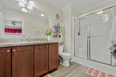 Welcome to this beautifully maintained 3-bedroom, 2-bathroom - photo 12