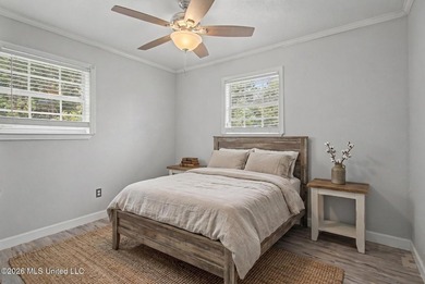 Located in a highly convenient area, this 4 bedroom, 2 bath - photo 6
