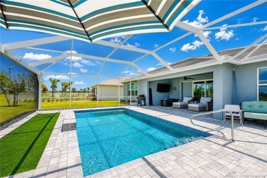 Stunning 2024 Del Webb Stellar model with private screened pool - photo 20