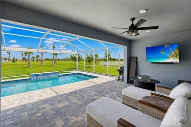Stunning 2024 Del Webb Stellar model with private screened pool - photo 21